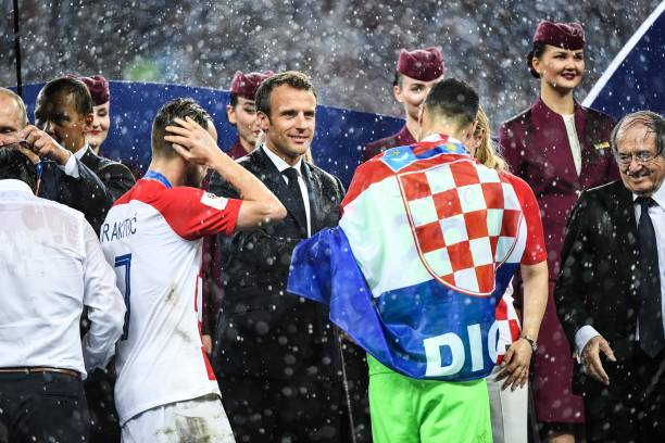 光环与危机 光环与危机